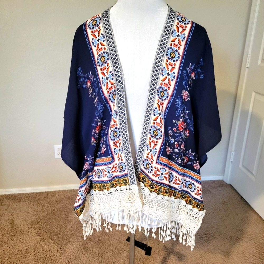 Open Kimono Blue Floral Tribal Pattern Fringe Bottom Medium Large NWT